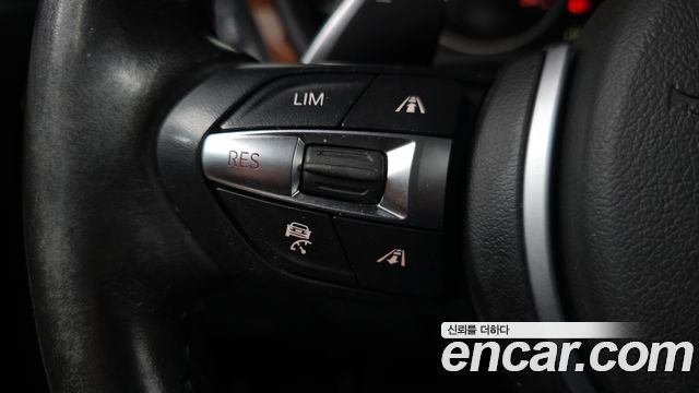 BMW 3-Series 2012 — photo 30