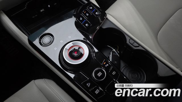 Kia Sportage 2023 — photo 12