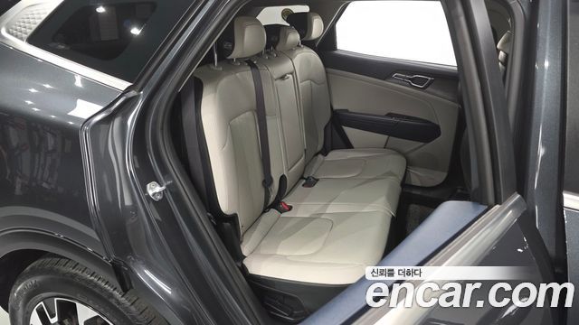 Kia Sportage 2023 — photo 18