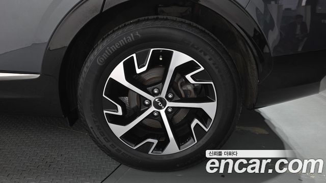 Kia Sportage 2023 — photo 7