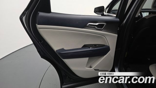 Kia Sportage 2023 — photo 15