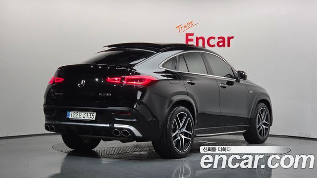 Mercedes-Benz GLE-Class 2022 — photo 2