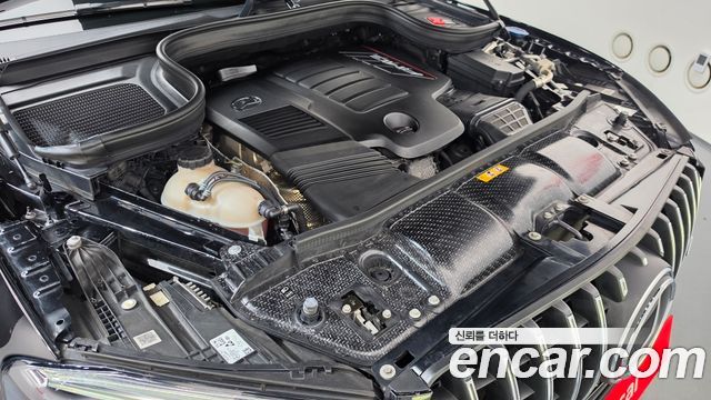 Mercedes-Benz GLE-Class 2022 — photo 6