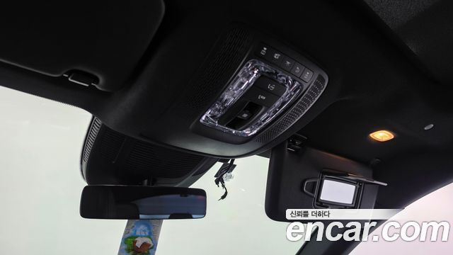 Mercedes-Benz GLE-Class 2022 — photo 25