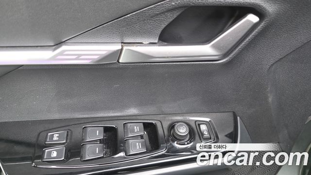 KG Mobility Torres 2023 — photo 28