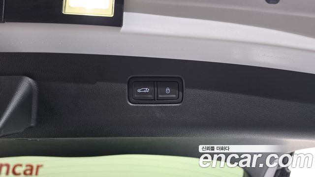 Genesis GV70 2025 — photo 21
