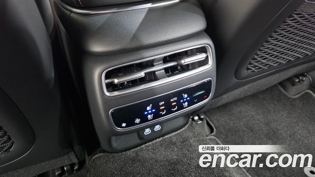 Genesis GV70 2025 — photo 23