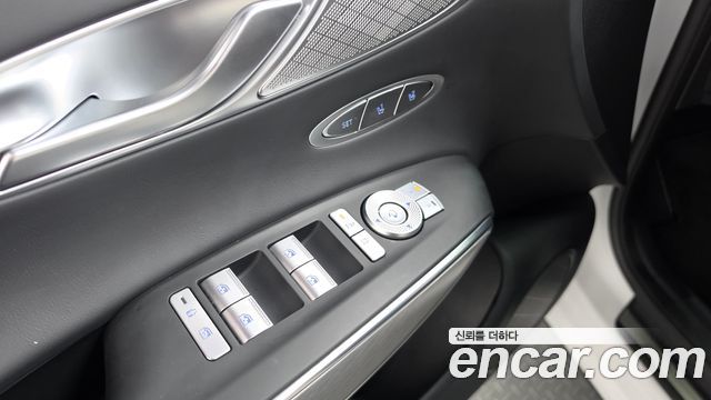 Genesis GV70 2025 — photo 27