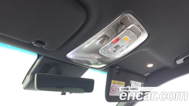 Genesis GV70 2025 — photo 32
