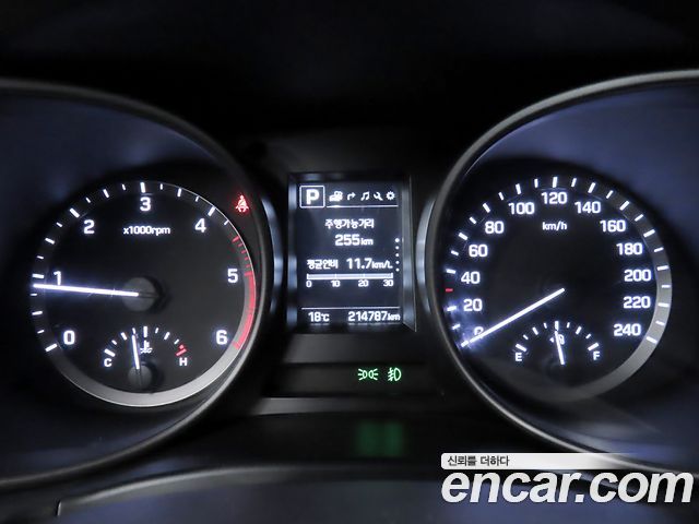 Hyundai Santafe 2016 — photo 8
