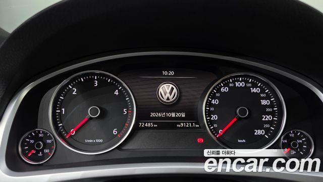 Volkswagen Touareg 2016 — photo 8