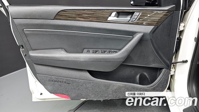 Hyundai Sonata 2015 — photo 14