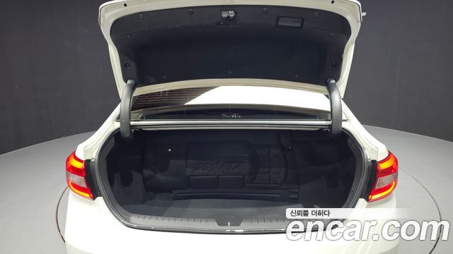 Hyundai Sonata 2015 — photo 35