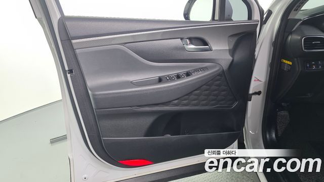Hyundai Santafe 2019 — photo 14