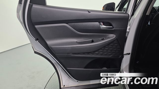 Hyundai Santafe 2019 — photo 15