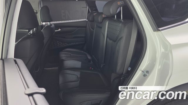 Hyundai Santafe 2019 — photo 16