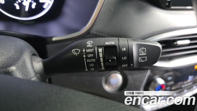 Hyundai Santafe 2019 — photo 29