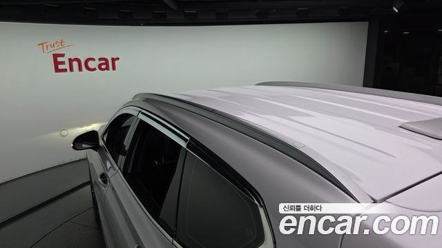 Hyundai Santafe 2019 — photo 34