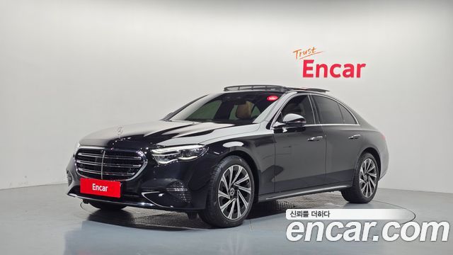 Mercedes-Benz E-Class 2024 — photo 1