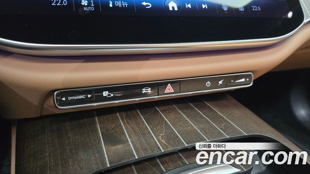 Mercedes-Benz E-Class 2024 — photo 12