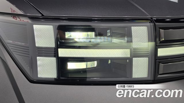 Hyundai Santafe 2024 — photo 8