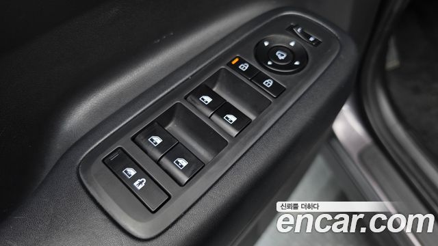 Hyundai Santafe 2024 — photo 29
