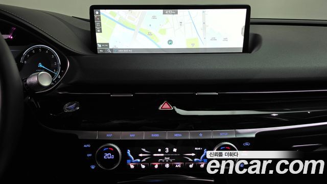 Genesis G80 2022 — photo 18