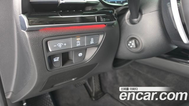 Genesis G80 2022 — photo 27