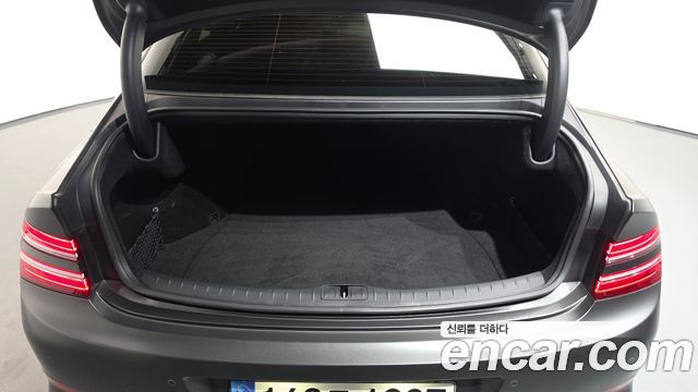 Genesis G80 2022 — photo 31