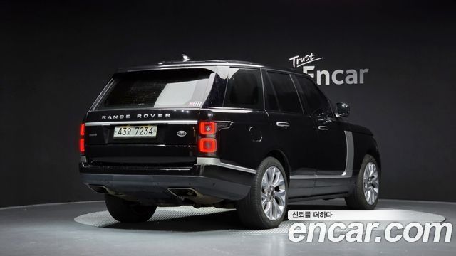 Land Rover Range Rover 2018 — photo 2