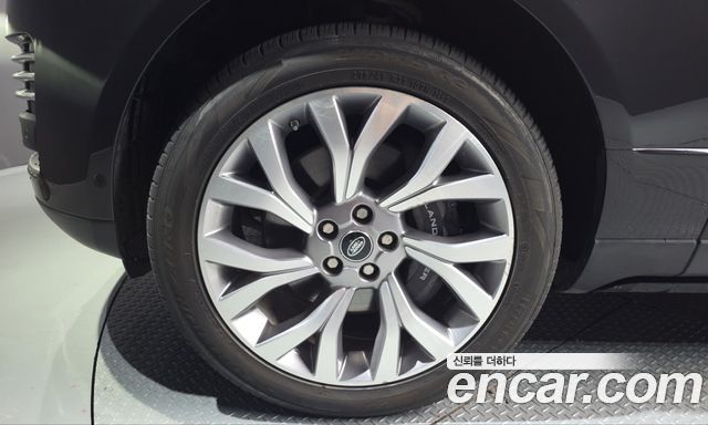 Land Rover Range Rover 2018 — photo 5