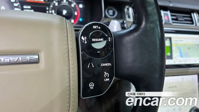 Land Rover Range Rover 2018 — photo 28