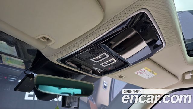 Land Rover Range Rover 2018 — photo 41