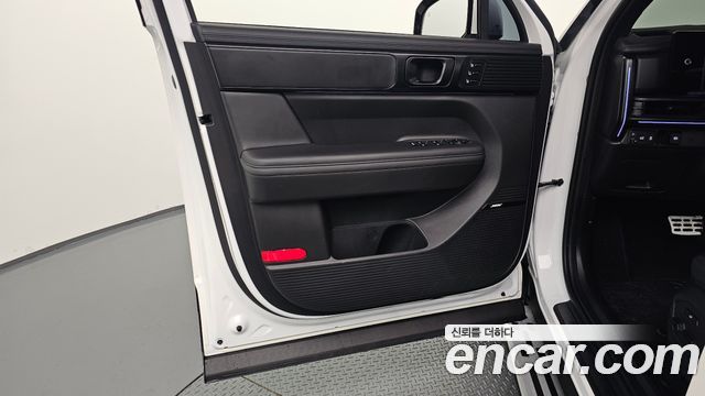 Hyundai Santafe 2025 — photo 14