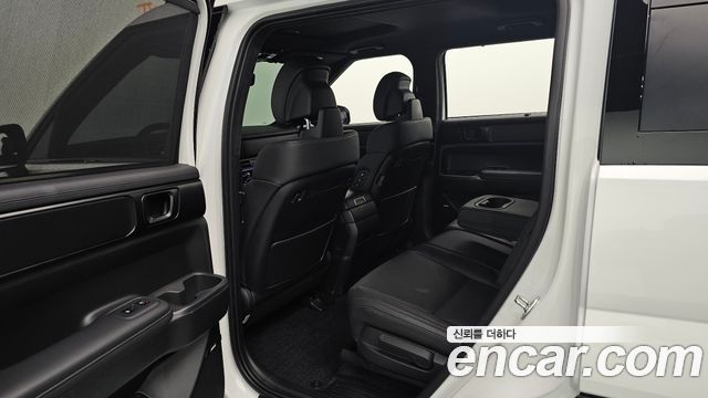Hyundai Santafe 2025 — photo 16