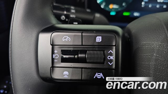 Hyundai Santafe 2025 — photo 29