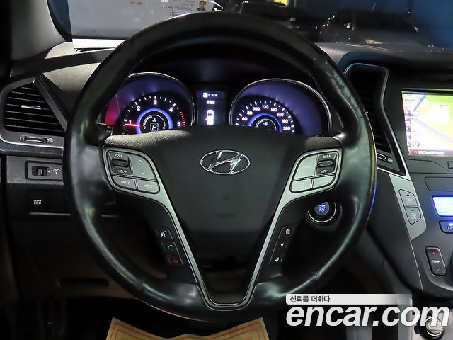 Hyundai Santafe 2013 — photo 11