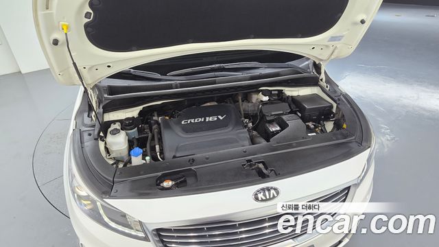 Kia Canival 2017 — photo 6