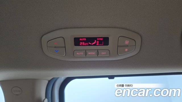 Kia Canival 2017 — photo 21