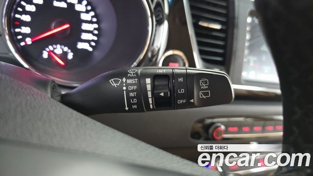 Kia Canival 2017 — photo 28