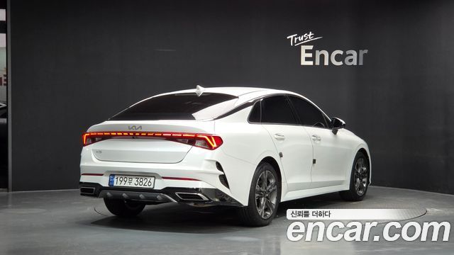 Kia K5 2023 — photo 2