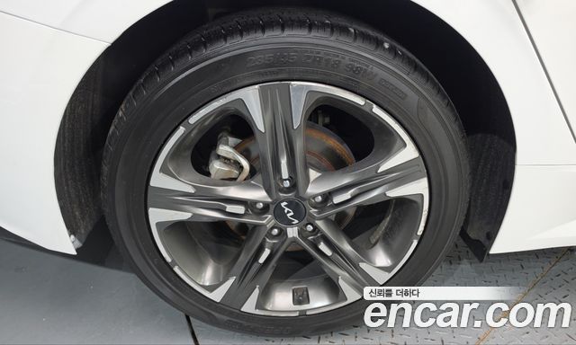 Kia K5 2023 — photo 5