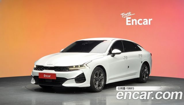 Kia K5 2023 — photo 1
