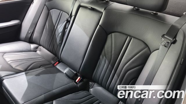 Kia K5 2023 — photo 28