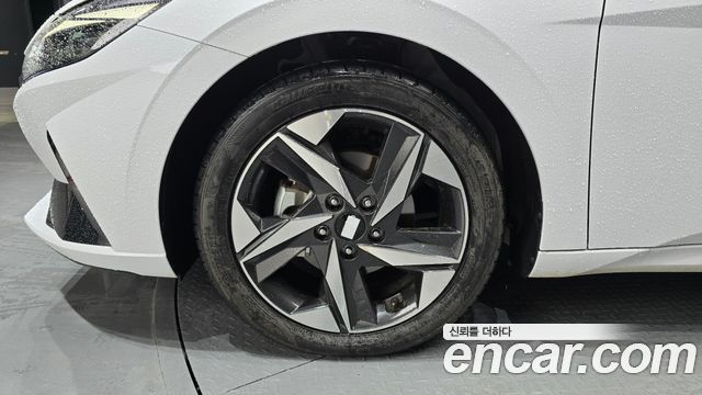 Hyundai AVANTE 2021 — photo 5