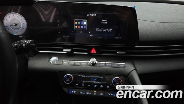 Hyundai AVANTE 2021 — photo 14