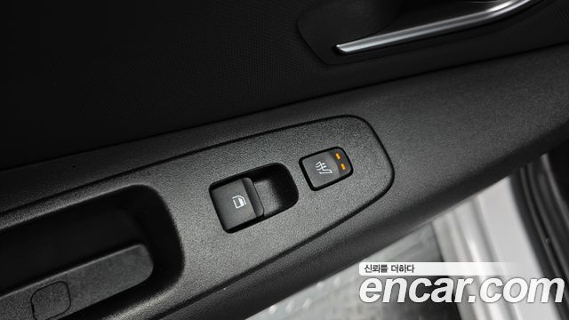 Hyundai AVANTE 2021 — photo 17