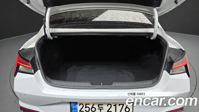 Hyundai AVANTE 2021 — photo 20