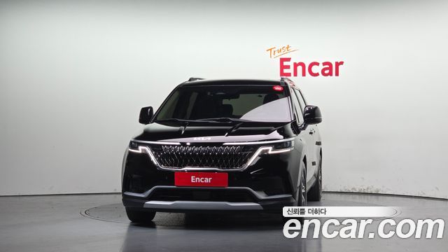 Kia Canival 2023 — photo 3
