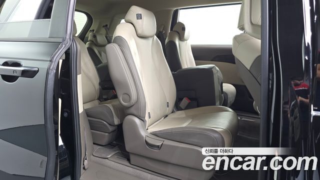 Kia Canival 2023 — photo 19
